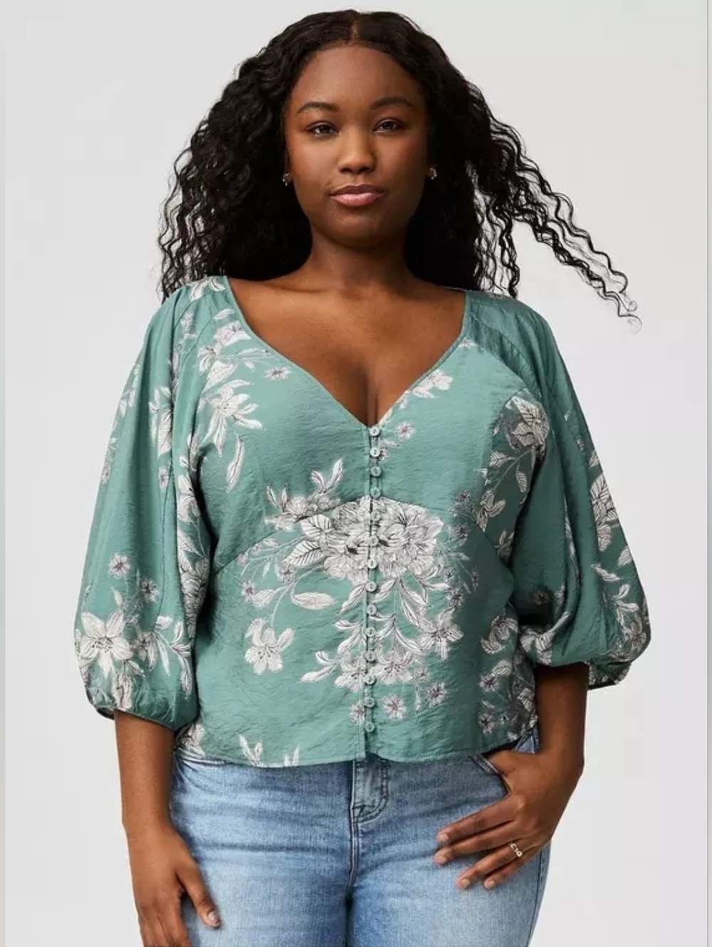Torrid Sage Floral Button Front V-Neck Crop Blouse Plus Size 1x 1